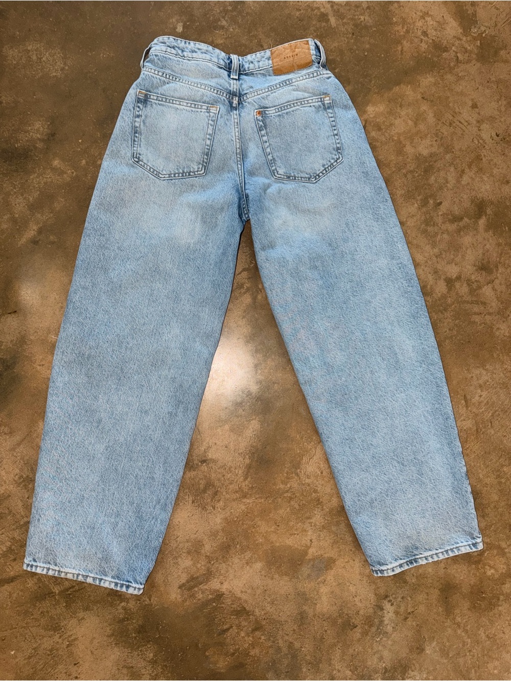 &Denim High Waist Baggy Loose Fit Distressed Jeans Size 6 Light Wash Denim - Picture 2 of 10
